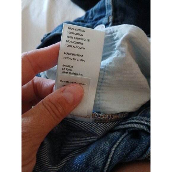 We the Free People Loving Good Vibrations Jean Shorts Cutoffs Size 30 Blue - Picture 8 of 9